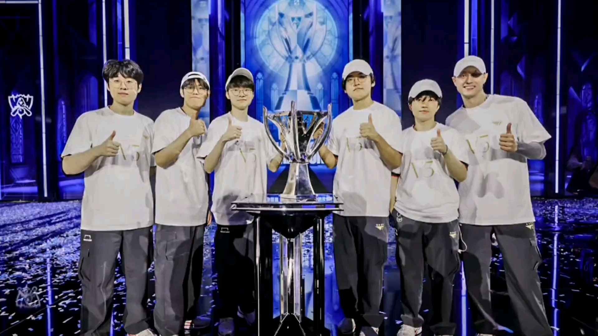 Faker连续五场比赛得分超过战术调整，拜仁挑战极限！的简单介绍