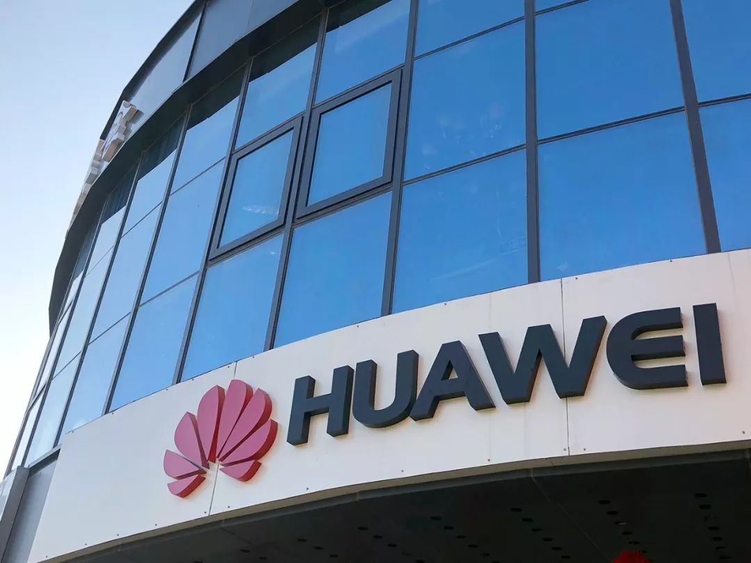 关于赛地聚焦——中超赛后热度飙升;皇家马德里止住颓势;话题不断;医务组通报恢复的信息 关于赛地聚焦——中超赛后热度飙升;皇家马德里止住颓势;话题不断;医务组通报恢复的信息